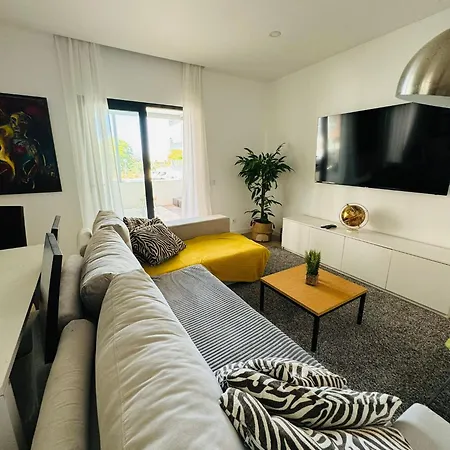 By Kerum Casa de Férias Portimão