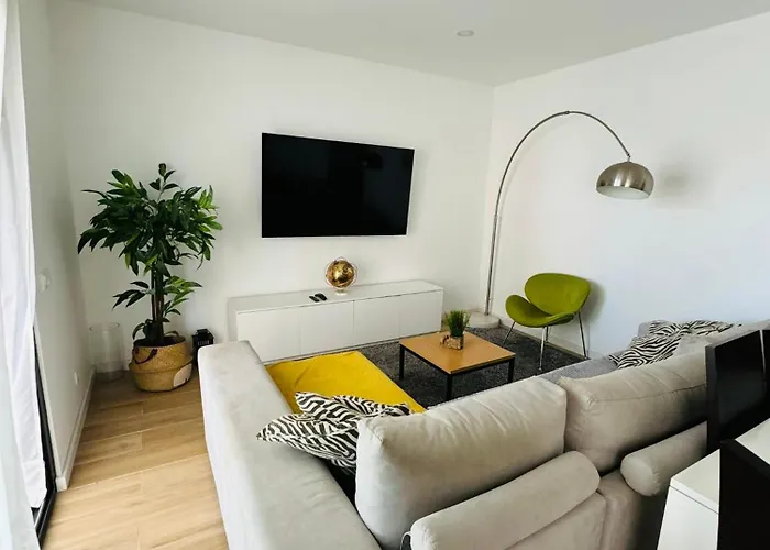 By Kerum 波尔蒂芒